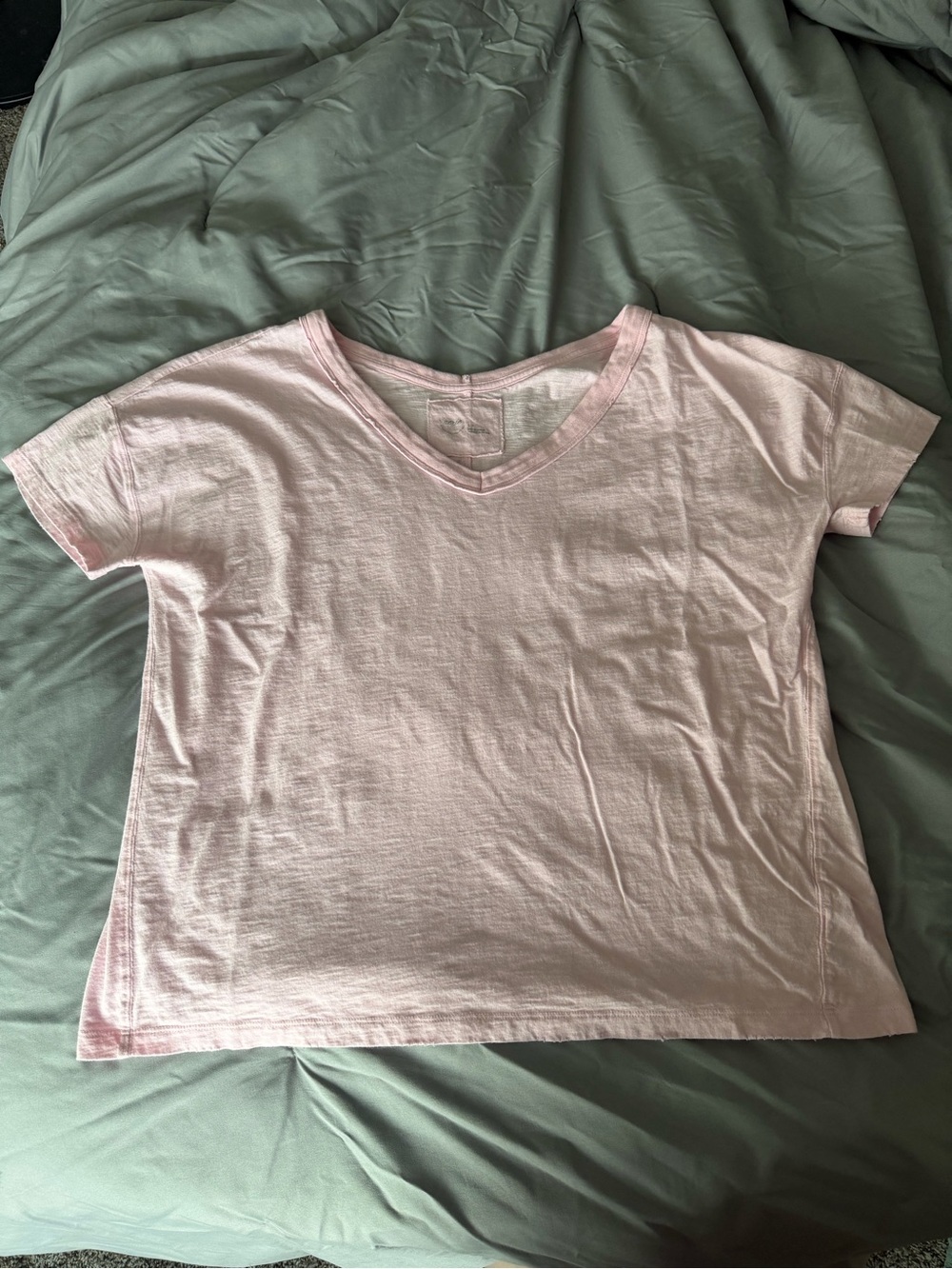 Aerie oversized v-neck boyfriend t-shirt bloom pink color size small